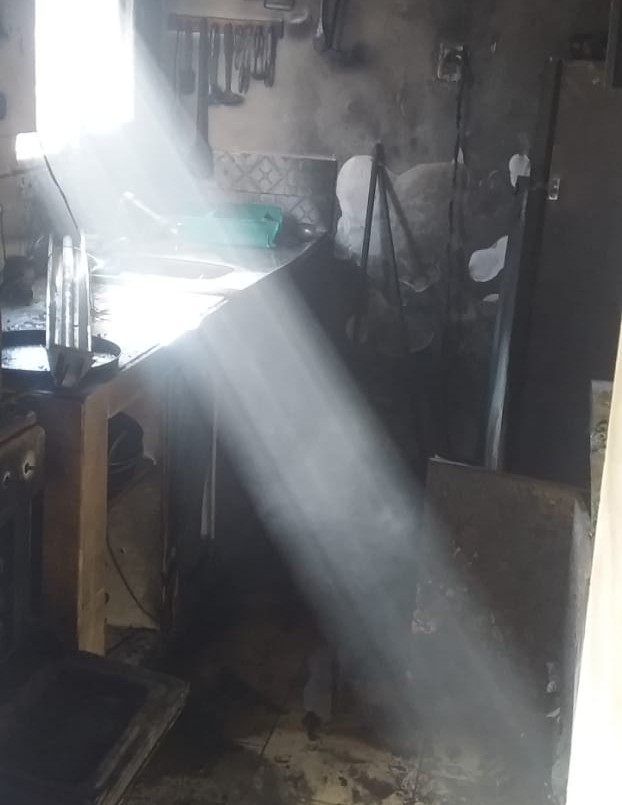 Bahía Blanca: un adolescente de 14 años murió tras manipular un bidón que provocó un incendio | Actualidad