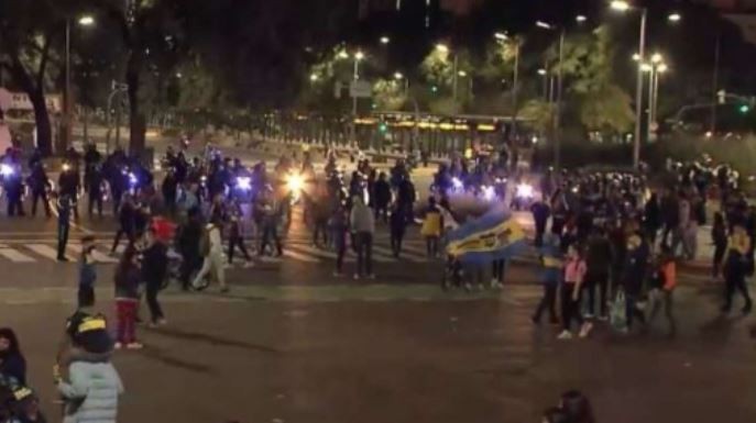 Incidentes en el Obelisco durante los festejos de Boca | Actualidad