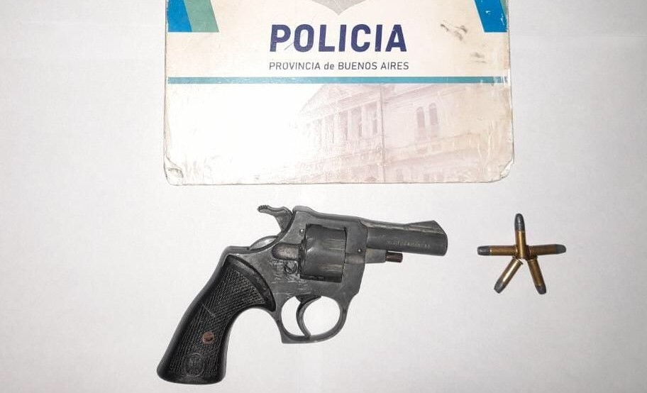 Un chico de 8 años llevó un arma a la escuela con municiones | Actualidad
