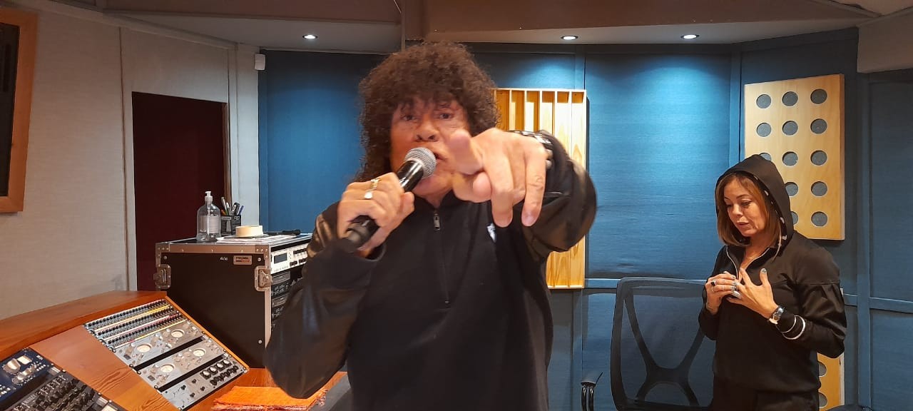 La 'Mona' Jiménez íntimo: "voy a cantar una vez por mes, quiero durar un poquito más" | Espectáculos