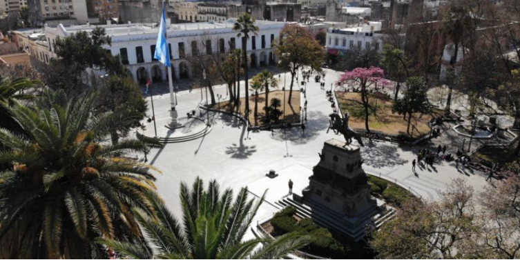 Esquema de servicios por el feriado del 25 de mayo | Córdoba