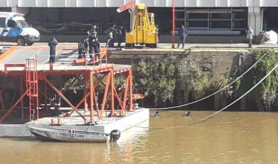 Una mujer apareció muerta en la costanera del Río de La Plata : era una paciente psiquiátrica | Actualidad
