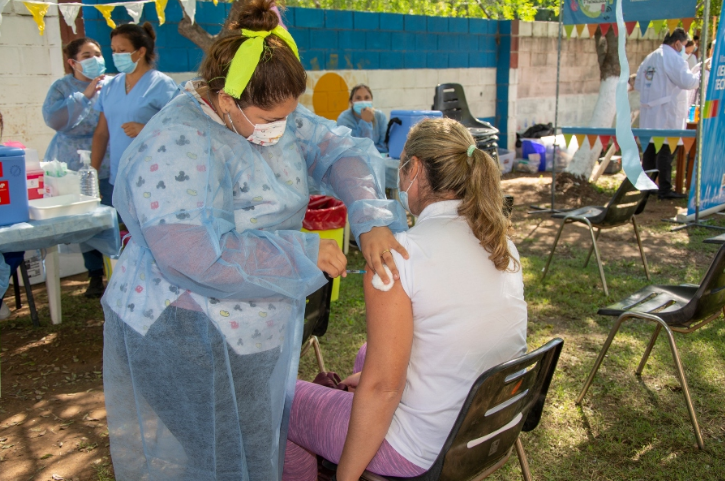 Comienza la vacunación de personas mayores en los barrios Ciudad | Córdoba