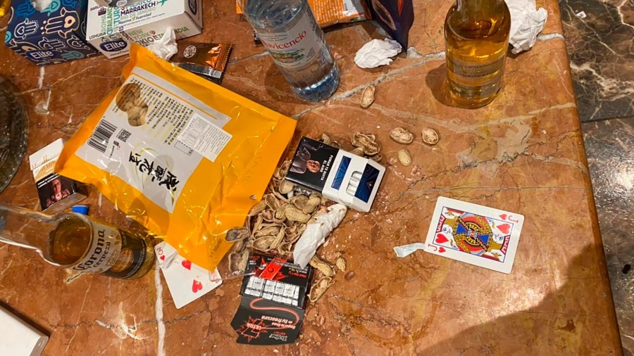 Clausuraron un "karaoke oriental" en la zona de Congreso que funcionaba como prostíbulo | Actualidad