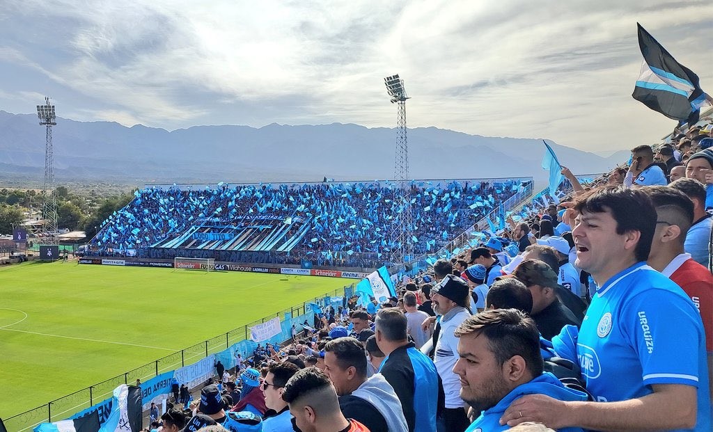Caravana celeste: 15 mil hinchas de Belgrano viajan a Santa Fe | Deportes