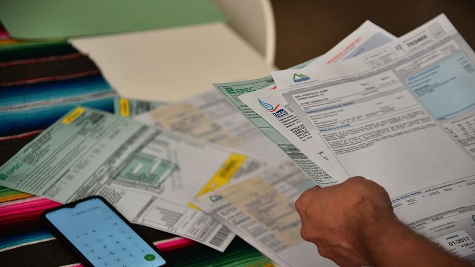 Hoy comienza el registro para mantener los subsidios de luz y gas: cómo inscribirse | Política y economía