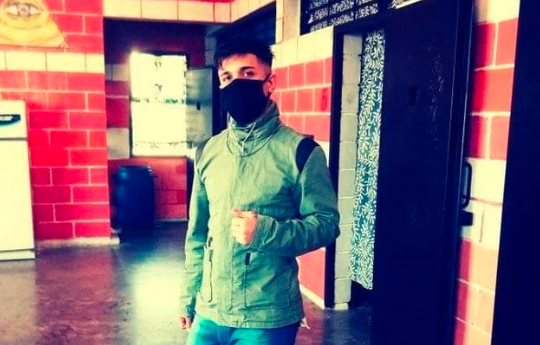 Le puso “me gusta” a las fotos de una chica en Facebook y lo asesinaron delante de sus amigos | Actualidad