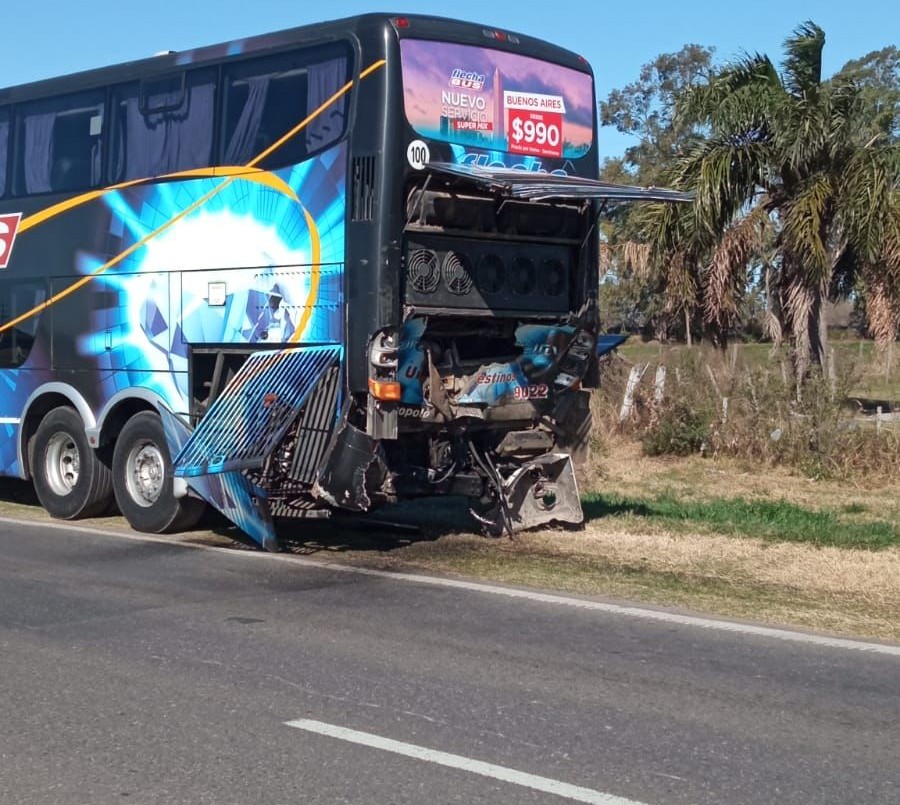 El plantel de Unión de Santa Fe sufrió un accidente viajando a Córdoba | Deportes