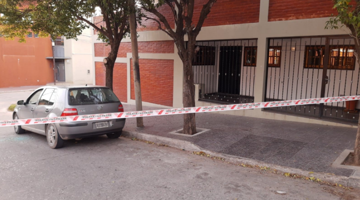 Atacan a balazos la casa del líder de “La Fiel”, barra brava de Talleres | Córdoba
