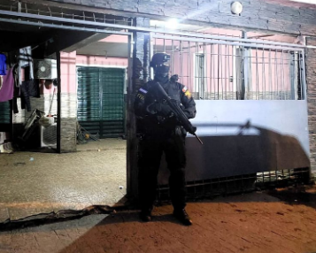 Vendía droga frente a una escuela, el kiosco fue cerrado y se la detuvo | Córdoba