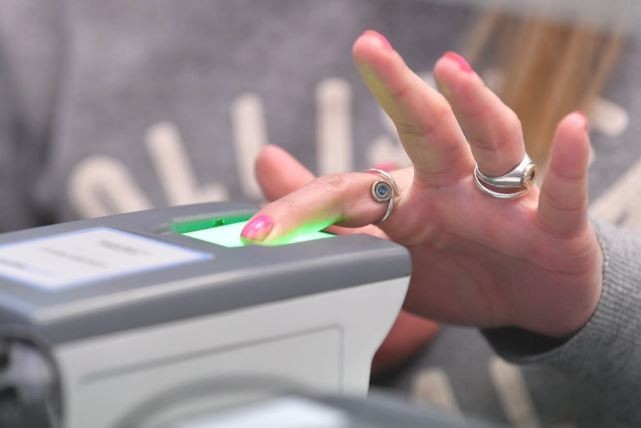 ¿Cómo es el nuevo sistema de turnos para tramitar el DNI y el pasaporte? | Actualidad