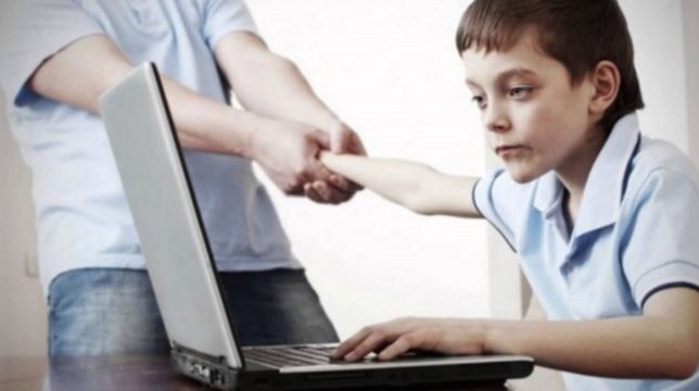 Cómo ayudar a los hijos pequeños a lidiar con la tecnología para evitar adicciones | Actualidad