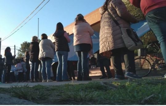 Una docente reprobó a una alumna y sus familiares atacaron su casa | Actualidad