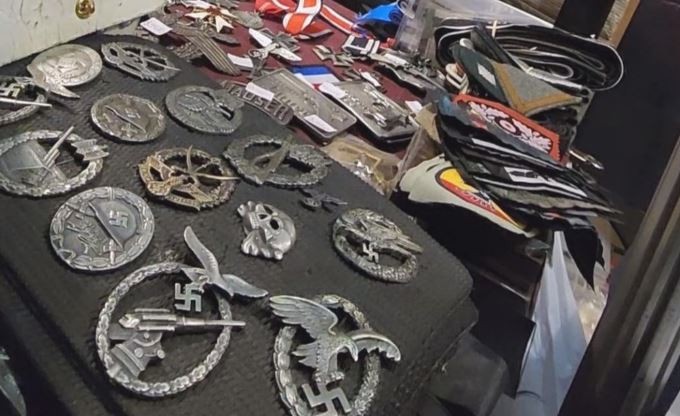 Lo detuvieron por vender elementos con simbología nazi en una feria de Caza y Pesca en La Rural | Actualidad