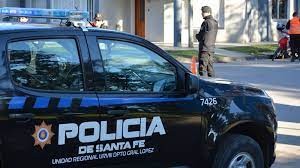 Un hombre se atrincheró y tomó a sus hijas de rehenes | Actualidad