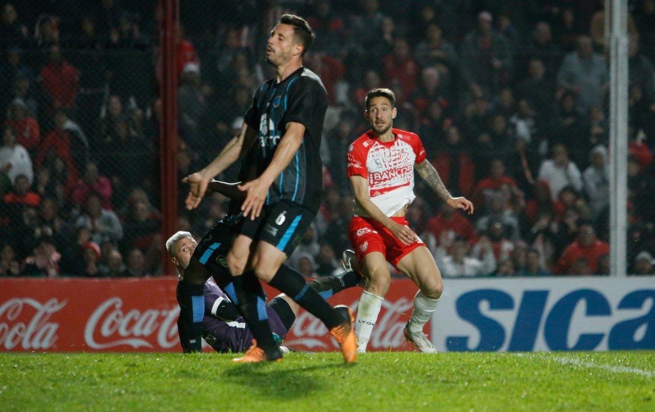 Instituto goleó a Gimnasia de Jujuy y sigue como escolta de la Primera Nacional | Deportes