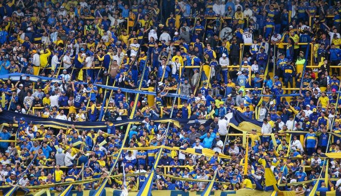 Un nene cayó al vacío desde una de las tribunas de la Bombonera durante el Superclásico y está internado en grave estado | Deportes