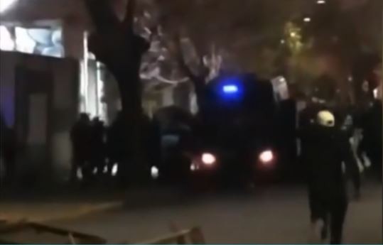 Batalla campal en Mataderos: 15 policías heridos y 11 detenidos | Actualidad