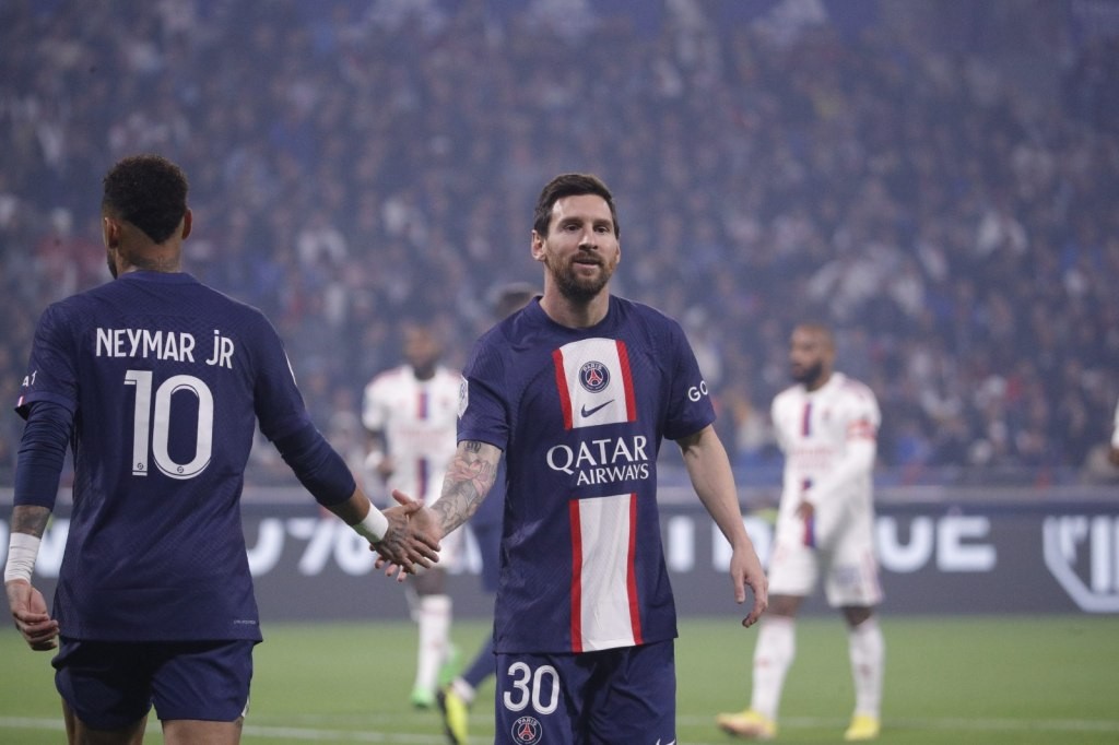 Messi anotó un golazo y el PSG venció al Lyon para ser puntero de la Ligue 1 | Deportes
