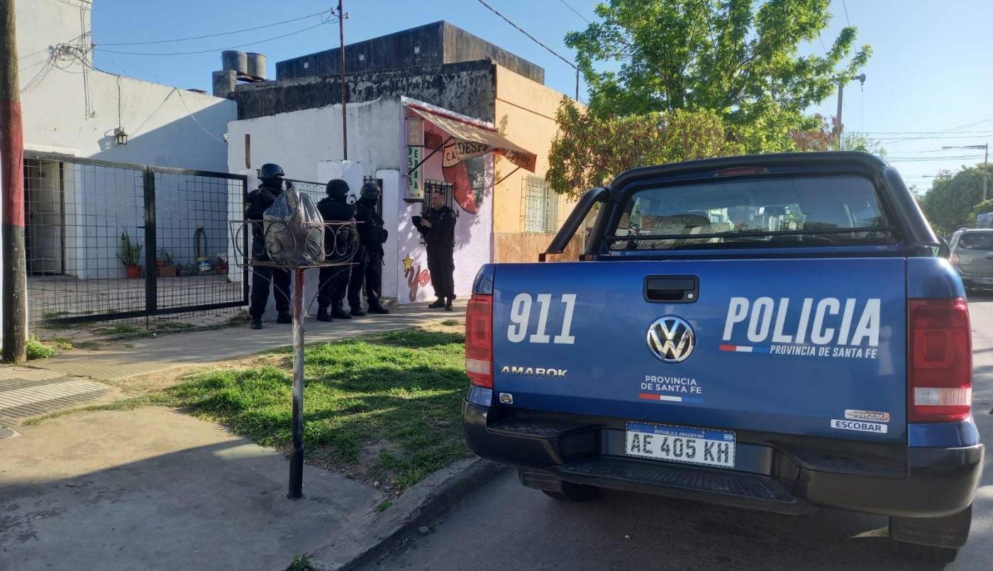 Cinco barras y dos dirigentes detenidos por el apriete al plantel de Colón | Actualidad