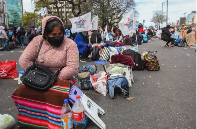El acampe en la 9 de Julio se levantó pero se mudaron al Ministerio de Trabajo | Actualidad