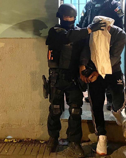 Detienen a cuatro extranjeros que hacían delivery de drogas en Alberdi | Córdoba