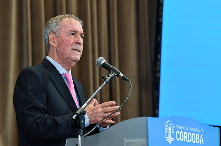 Re-reelección para intendentes, Schiaretti espera a los radicales | Córdoba