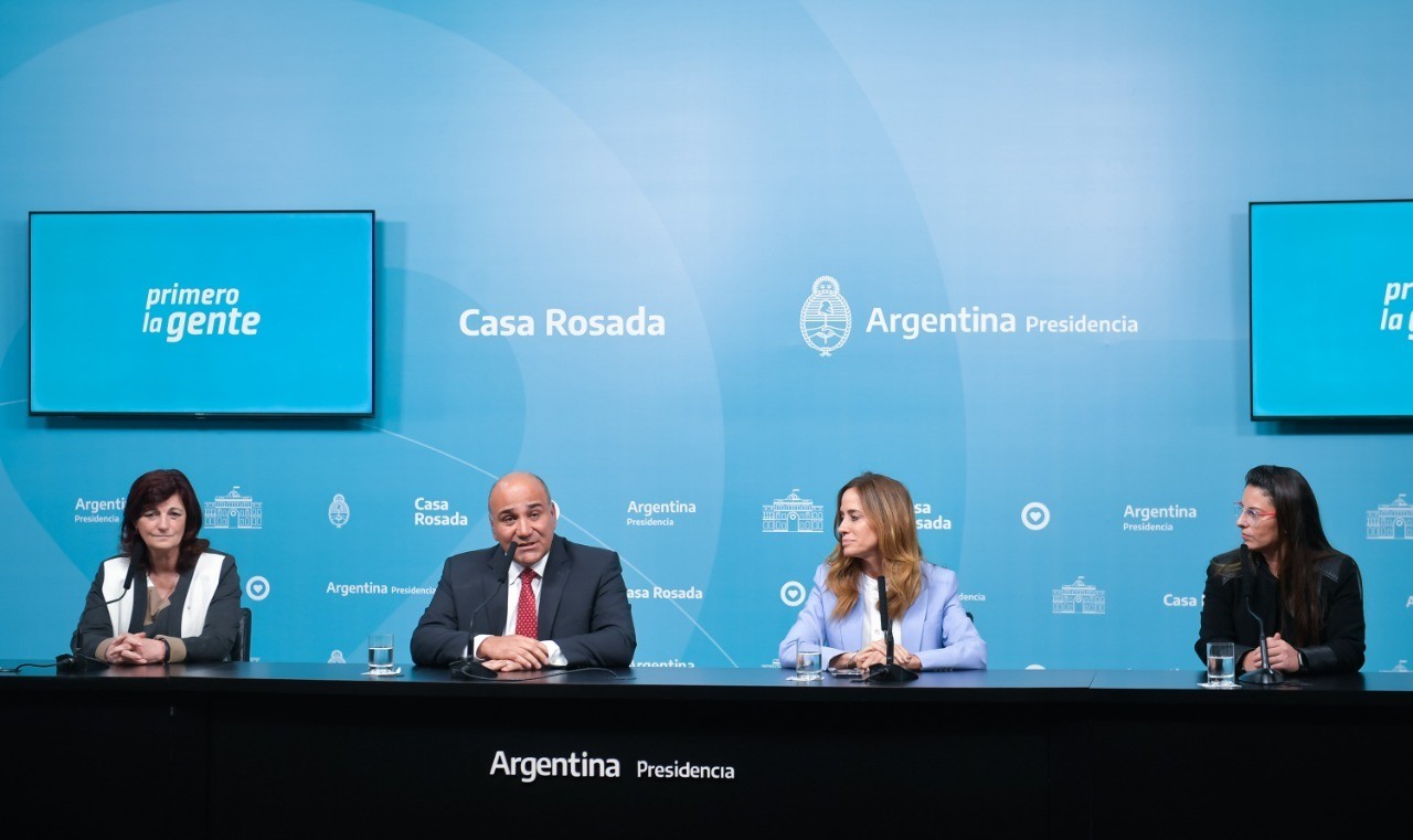 Manzur: “El gobierno anterior fue el que se endeudó, nosotros logramos encauzar la deuda” | Política y economía