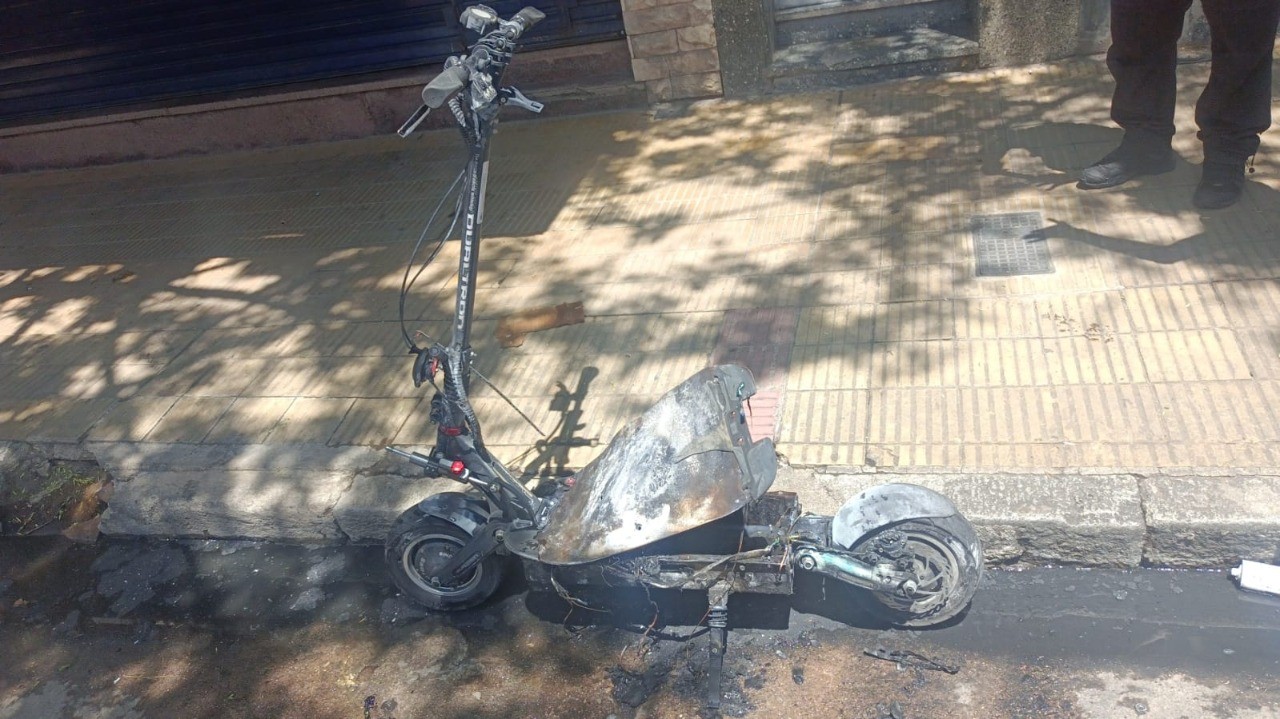 Córdoba: Incendio en un edificio por un monopatín eléctrico | Córdoba