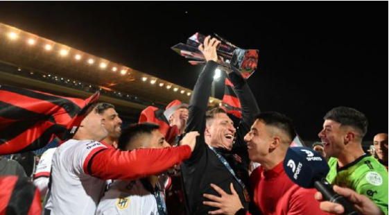 Sava: "Se lo dedicamos a los hinchas, que lo valoren porque es histórico" | Deportes