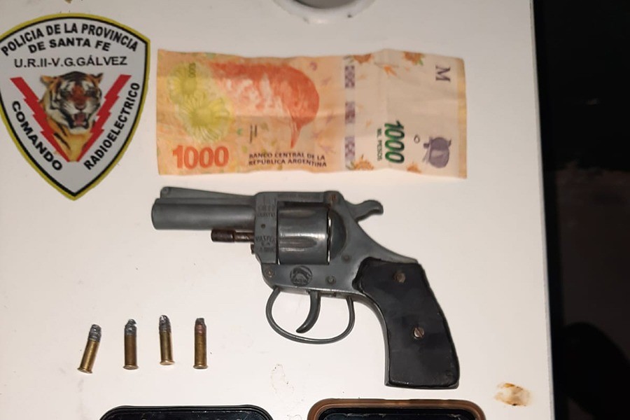 Rosario: detuvieron a una chica de 13 años con un arma de fuego y municiones | Actualidad