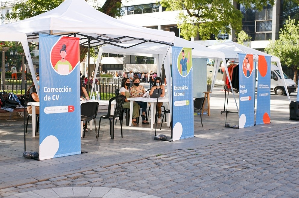 La Oficina de Búsqueda Laboral vuelve a la Plaza San Martín | Córdoba