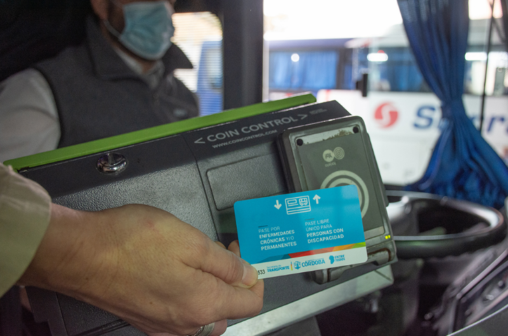 Continúa la renovación de abonos del transporte público para personas con discapacidad | Córdoba