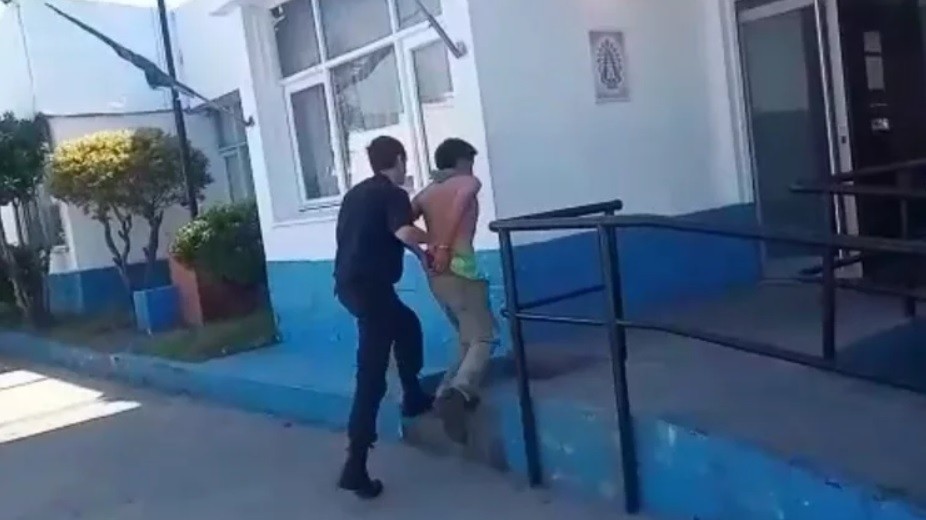 Quiso asesinar a su hermana e hirió al perro que intentó defenderla | Actualidad