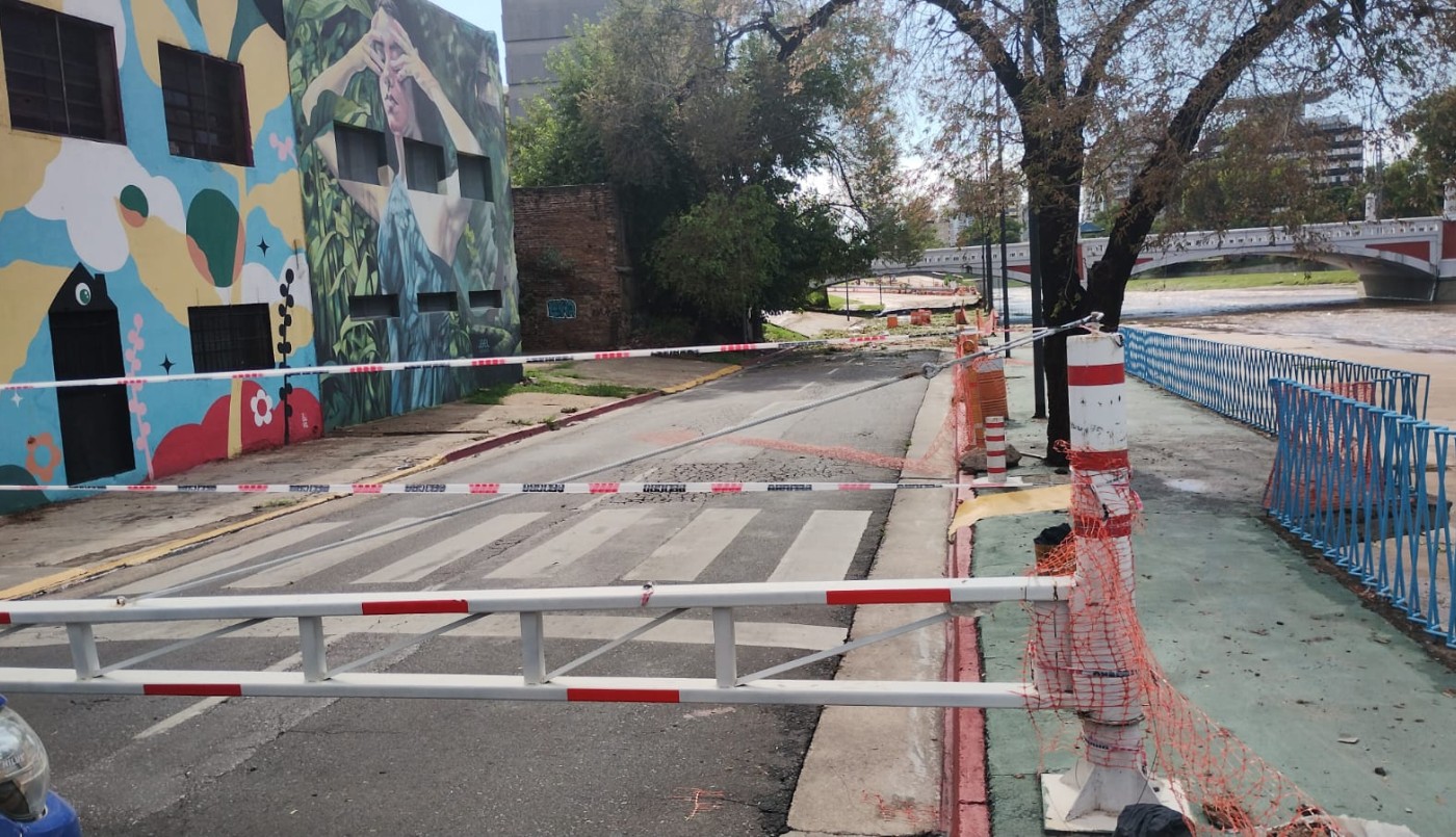 Se encuentra cortada Costanera Norte y Sur por el temporal | Córdoba