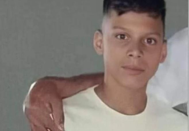 Buscan en La Plata a un joven de 13 años que salió a lo de un amigo y nunca llegó | Actualidad