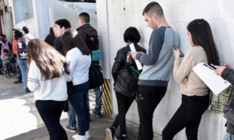 Informe: en Argentina 8 millones de personas en edad laboral no tienen trabajo | Actualidad