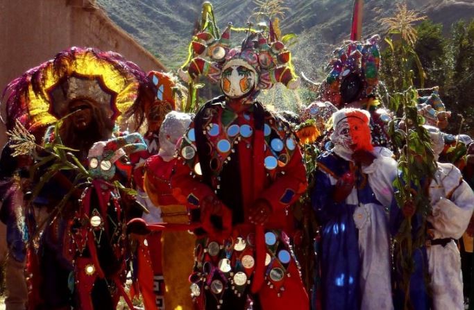 El embajador de Estados Unidos participó del Carnaval jujeño junto al gobernador Morales | Actualidad