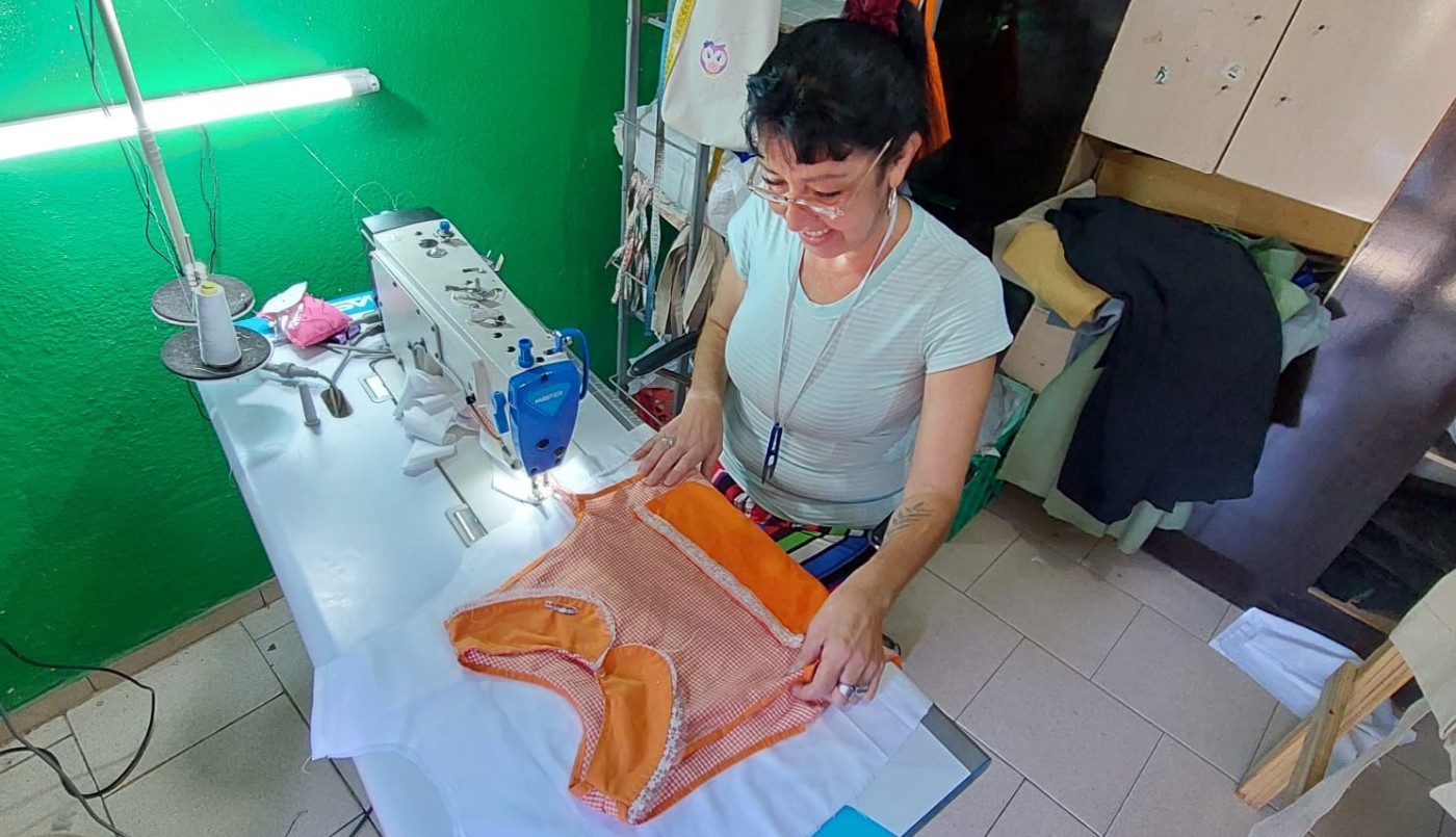 A días del inicio de clases crece el trabajo de las costureras | VIDEOS TFN CORDOBA