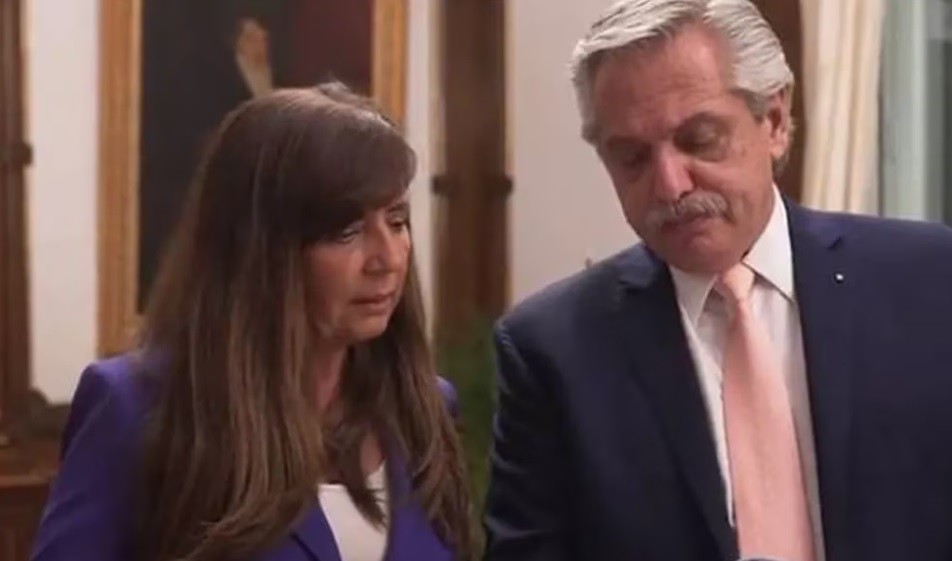 "Hoy ni Alberto ni Cristina son candidatos", afirmó Cerruti y habló de "proscripción" | Política y economía