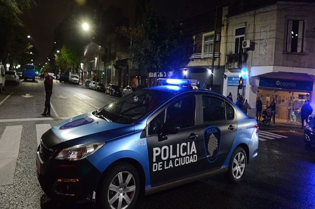 Balean en la cabeza a un ciudadano venezolano para robarle el celular en el barrio de Palermo | Actualidad