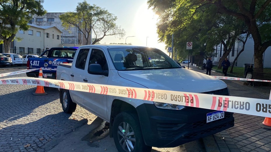 Pánico en la escuela: atacaron a tiros a un padre en el ingreso a clases | Actualidad