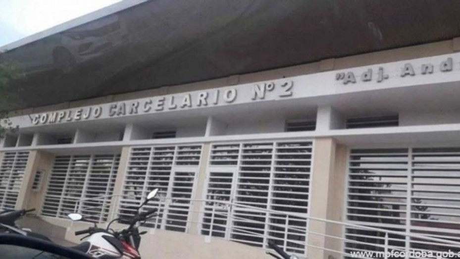 Córdoba: detuvieron a una joven que quiso ingresar con drogas a la cárcel donde está detenida su pareja | Córdoba