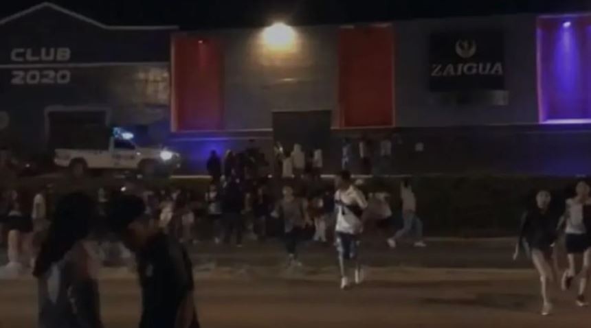 Caos y pánico en una matiné de Jujuy: adolescentes fueron desalojados con gas pimienta | Actualidad