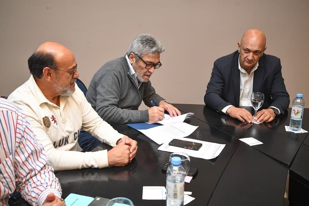 Acuerdo salarial entre Provincia y el SEP, los Músicos y la Unión Ferroviaria | Córdoba