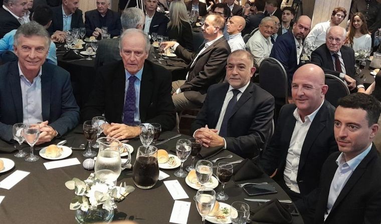 Luis Juez prometió en la Bolsa de Córdoba ser un gobernador “muy prudente” | Política y economía