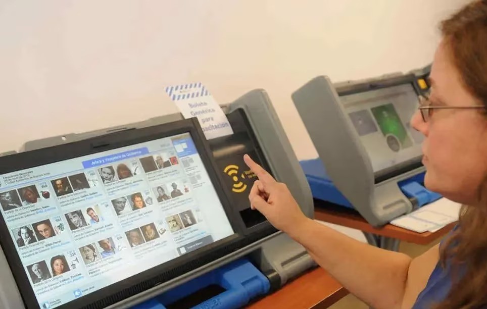 Villa Carlos Paz implementa el sistema de voto electrónico por primera vez | Elecciones 2023