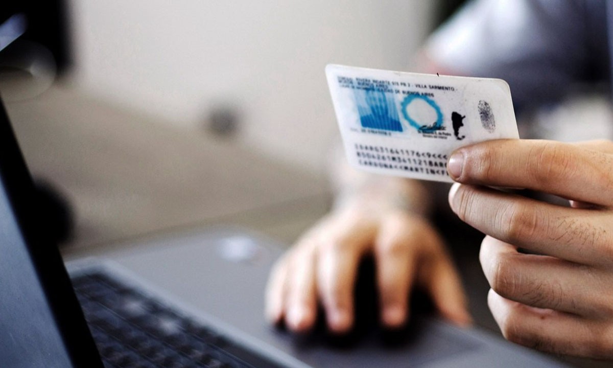 Más de mil personas modificaron su DNI y pasaporte como no binario en dos años | Actualidad