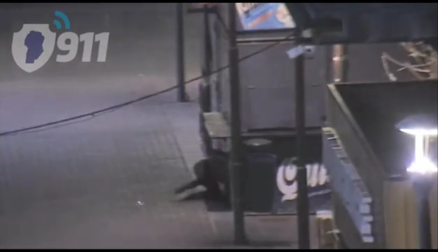Video: un hombre quiso robar un puesto de comida en Mercado Norte y terminó detenido | Córdoba