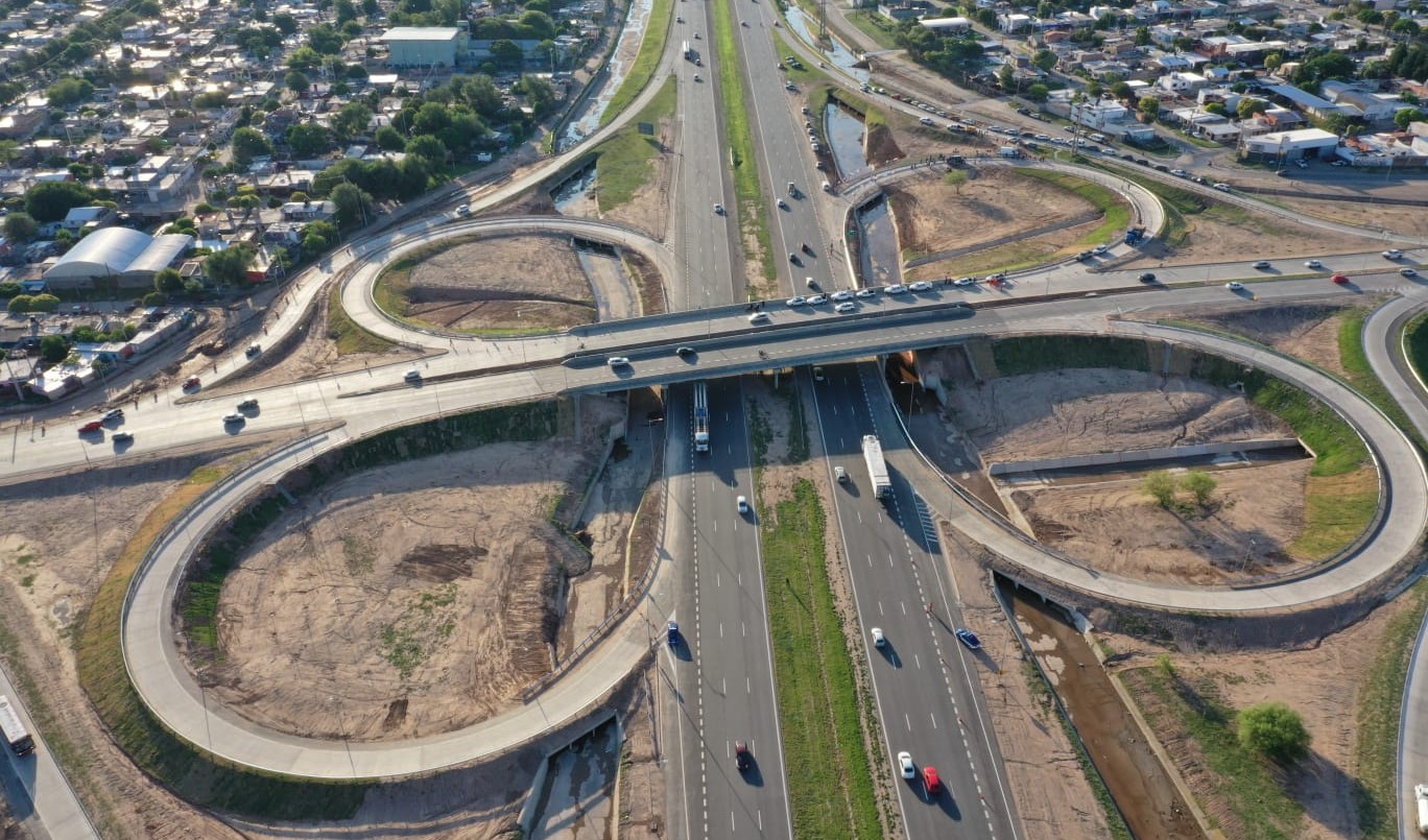 Circulan mensajes de advertencia por robos y ataques con clavos “miguelitos” | Córdoba